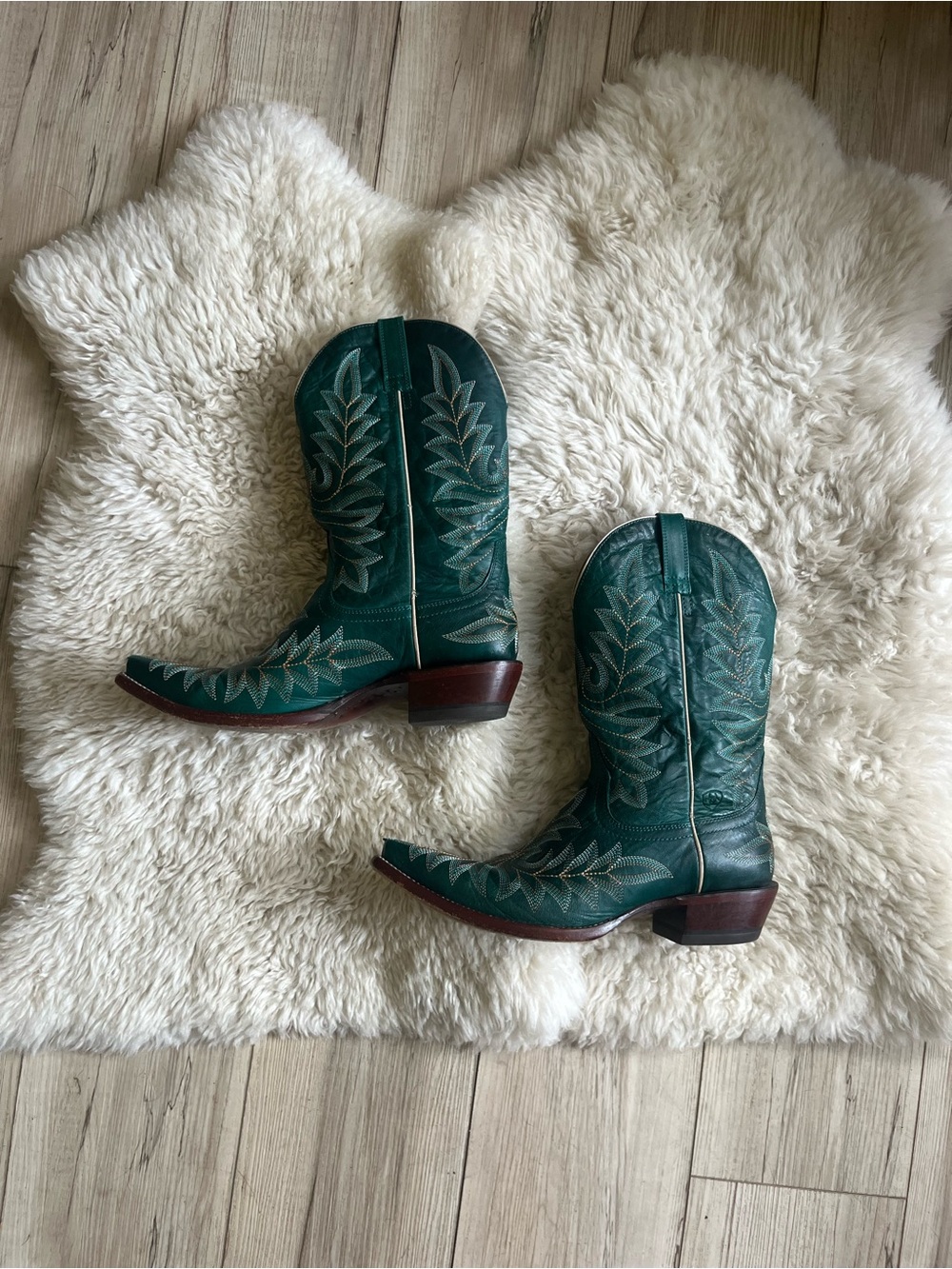 Ariat Teal Embroidered Western Cowgirl Boots - Picture 3 of 7